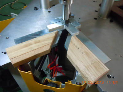 【鋁木復合門窗設備 VQM145全自動碼釘機 木材釘角機】價格,廠家,圖片,工藝飾品加工機械,上海工榮機械設備-